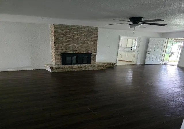 Photo 3 of Single family home for sale at 13630 Greenway Dr, Sugar Land, TX 77498 | MLS# 19799740 | Listing updated on 2026-09-17