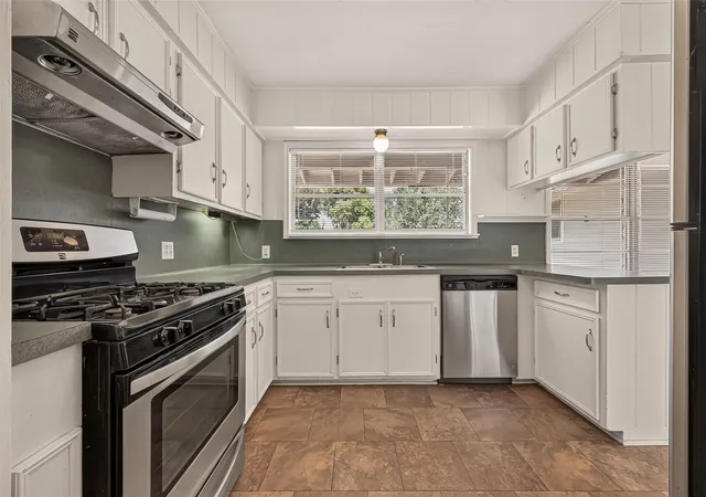 Photo 2 of Single family home for sale at 4749 Redstart St, Houston, TX 77035 | MLS# 91374975 | Listing updated on 2026-09-24