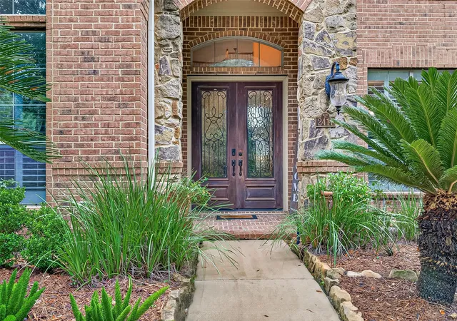 Photo 4 of Sale Pending at 2414 Fairbreeze Dr, Katy, TX 77494 | MLS# 97912796 | Listing updated on 2026-09-16