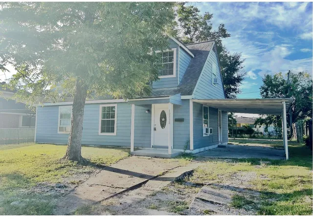 Photo 1 of Single family home for sale at 10338 Flaxman St, Houston, TX 77029 | MLS# 72608223 | Listing updated on 2026-09-11