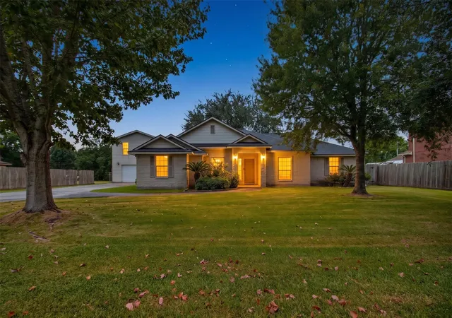 Photo 2 of Sale Pending at 18206 Kings Row, Houston, TX 77058 | MLS# 11304538 | Listing updated on 2026-09-08