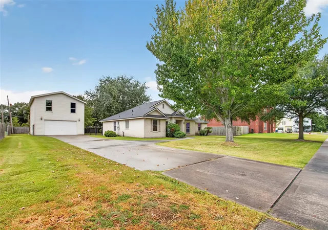 Photo 3 of Sale Pending at 18206 Kings Row, Houston, TX 77058 | MLS# 11304538 | Listing updated on 2026-09-08