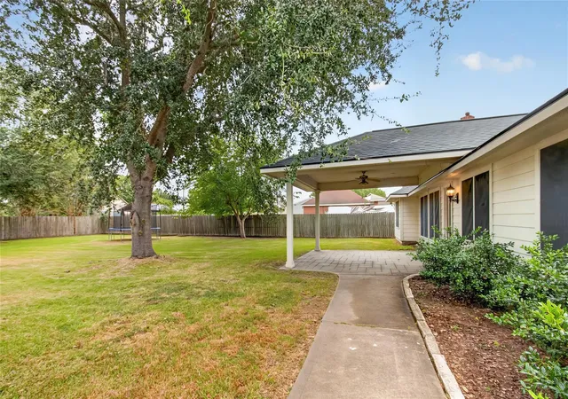 Photo 4 of Sale Pending at 18206 Kings Row, Houston, TX 77058 | MLS# 11304538 | Listing updated on 2026-09-08