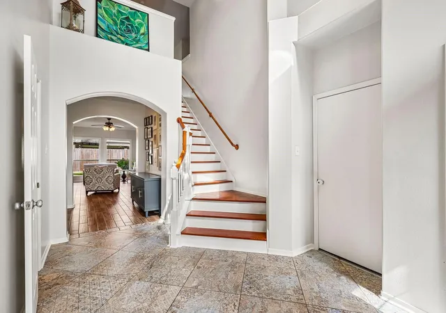 Photo 2 of Single family home for sale at 3914 Conroe Lake Ct, Pearland, TX 77581 | MLS# 78981585 | Listing updated on 2026-09-21