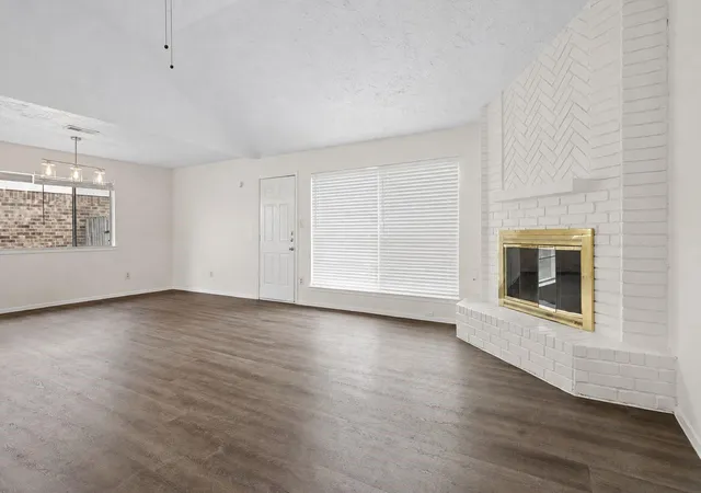 Photo 3 of Single family home for sale at 10411 Rabbit Oak Dr, Houston, TX 77065 | MLS# 61485308 | Listing updated on 2026-09-20