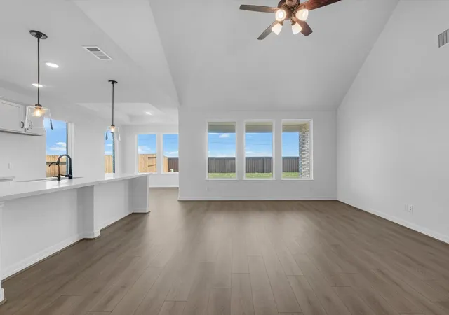 Photo 3 of Single family home for sale at 5023 Silk Petal Dr, Rosenberg, TX 77471 | MLS# 39399624 | Listing updated on 2026-10-05