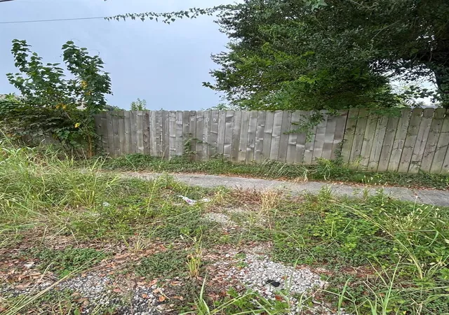 Photo 1 of Land for sale at 0 Parker Rd, Houston, TX 77093 | MLS# 98520141 | Listing updated on 2026-09-09