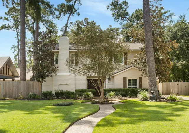 Photo 3 of Single family home for sale at 6111 Hickorycrest Dr, Spring, TX 77389 | MLS# 74788905 | Listing updated on 2026-09-11