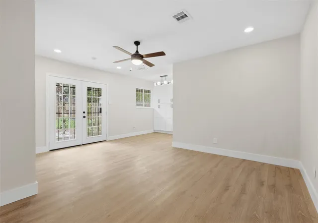 Photo 3 of Single family home for sale at 11839 Shady Meadow St, Houston, TX 77039 | MLS# 16548522 | Listing updated on 2026-10-08