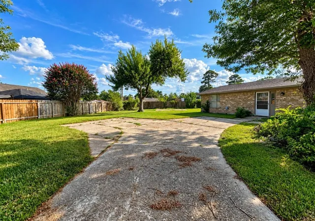 Photo 50 of Single family home for sale at 255 Andorra Ln, Houston, TX 77015 | MLS# 43387551 | Listing updated on 2026-09-26