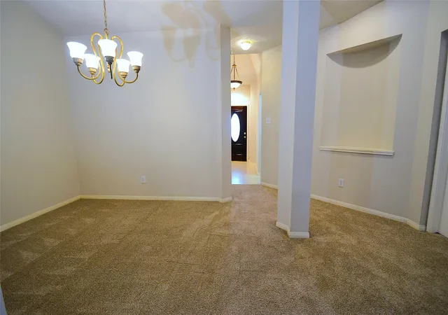 Photo 3 of Single family home for sale at 4831 Elkmont Ct, Pearland, TX 77584 | MLS# 70082973 | Listing updated on 2026-09-27
