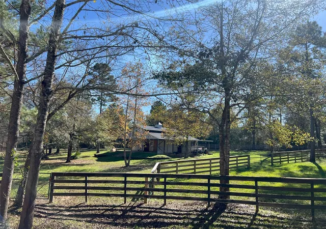 Photo 4 of Single family home for sale at 26173-2 Crown Ranch Blvd, Montgomery, TX 77316 | MLS# 80336597 | Listing updated on 2026-09-05