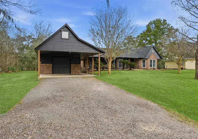 Photo 3 of Single family home for sale at 4701 County Rd 747a, Brazoria, TX 77422 | MLS# 63772397 | Listing updated on 2026-09-22