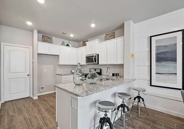 Photo 4 of Townhouse for sale at 2239 Seven Oaks Blvd #13, Tomball, TX 77375 | MLS# 30615071 | Listing updated on 2026-10-09