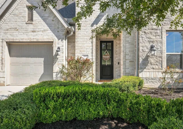Photo 3 of Single family home for sale at 26910 Selinsgrove Rd, Magnolia, TX 77354 | MLS# 12220416 | Listing updated on 2026-10-02