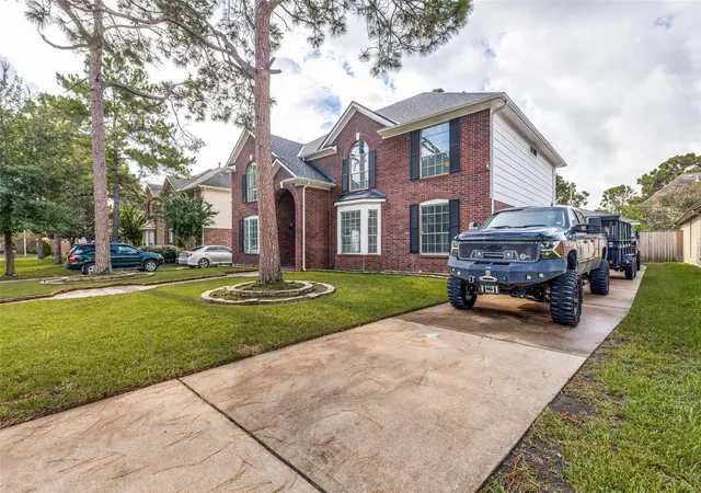 Photo 3 of Single family home for sale at 4219 Glenchase Ln, Houston, TX 77014 | MLS# 21069661 | Listing updated on 2026-10-06