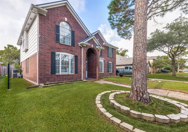 Photo 3 of Single family home for sale at 4219 Glenchase Ln, Houston, TX 77014 | MLS# 21069661 | Listing updated on 2026-10-06