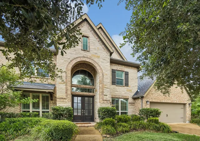 Photo 3 of Single family home for sale at 27422 Grayson Gap Ct, Fulshear, TX 77441 | MLS# 94093169 | Listing updated on 2026-09-15