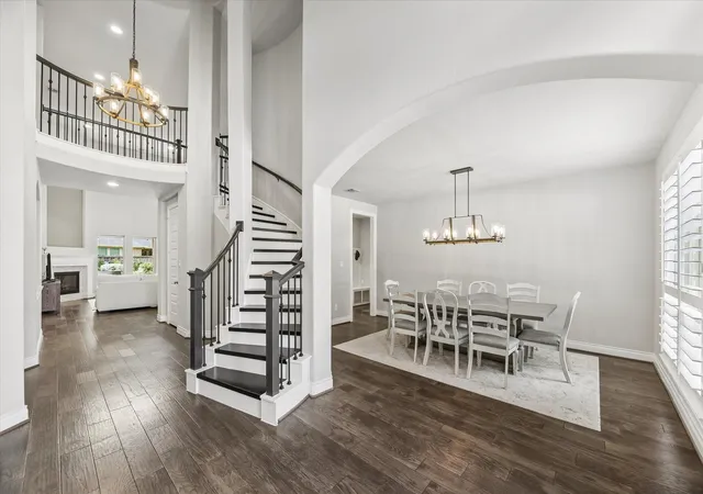 Photo 4 of Single family home for sale at 27422 Grayson Gap Ct, Fulshear, TX 77441 | MLS# 94093169 | Listing updated on 2026-09-15