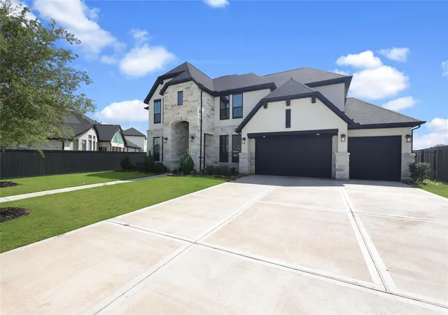 Photo 2 of Single family home for sale at 307 May Meadow Ln, Richmond, TX 77406 | MLS# 17261977 | Listing updated on 2026-10-06