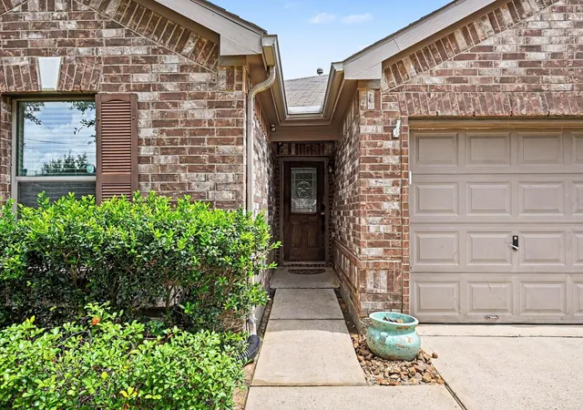 Photo 4 of Single family home for sale at 22218 Woodseem Ct, Katy, TX 77449 | MLS# 95103208 | Listing updated on 2026-09-19