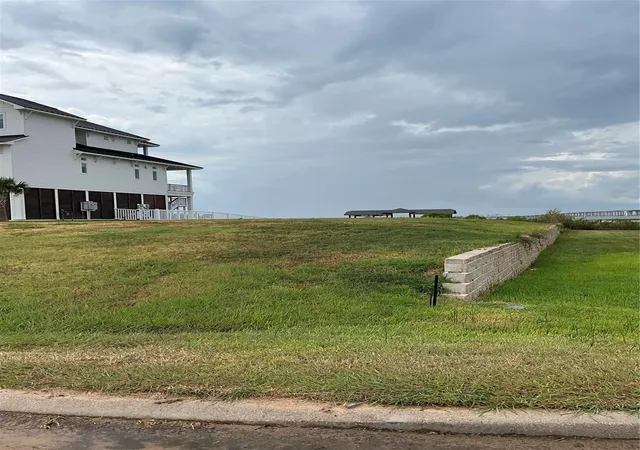Photo 4 of Land for sale at 9502 Vista Bella, Galveston, TX 77554 | MLS# 19112184 | Listing updated on 2026-09-06