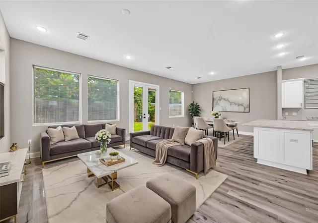 Photo 3 of Single family home for sale at 15038 Wunderlust Ln, Houston, TX 77069 | MLS# 25673395 | Listing updated on 2026-09-24