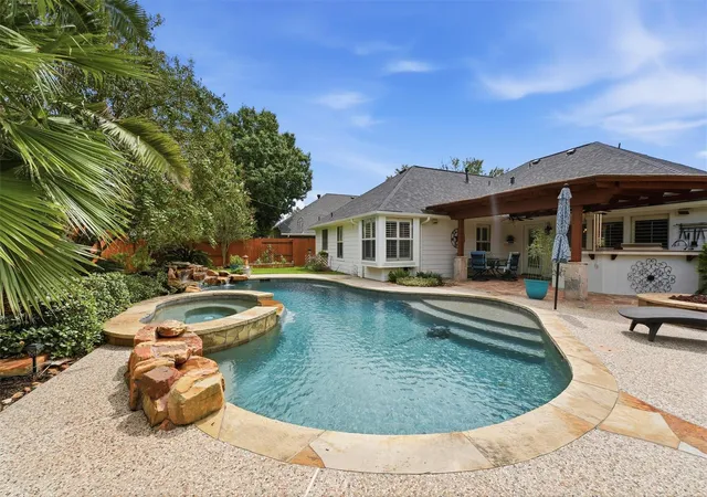 Photo 2 of Sale Pending at 7506 Nicholforest Ln, Spring, TX 77389 | MLS# 6407882 | Listing updated on 2026-09-12