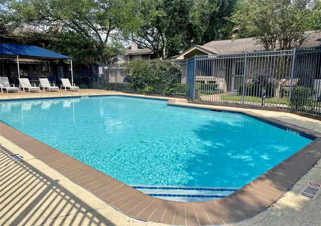 Photo 2 of Condo for sale at 2711 Grants Lake Blvd #51, Sugar Land, TX 77479 | MLS# 52484076 | Listing updated on 2026-09-17