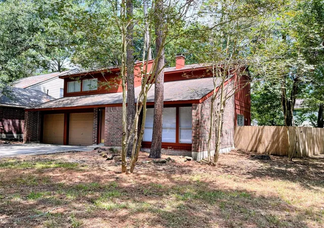 Photo 2 of Single family home for sale at 4 N Greenbud Ct, Spring, TX 77380 | MLS# 2795329 | Listing updated on 2026-09-01