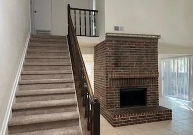 Photo 3 of Single family home for sale at 4 N Greenbud Ct, Spring, TX 77380 | MLS# 2795329 | Listing updated on 2026-09-15