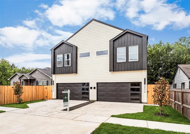 Photo 24 of Multi family home for sale at 4521 Newberry St, Houston, TX 77051 | MLS# 90227852 | Listing updated on 2026-10-08