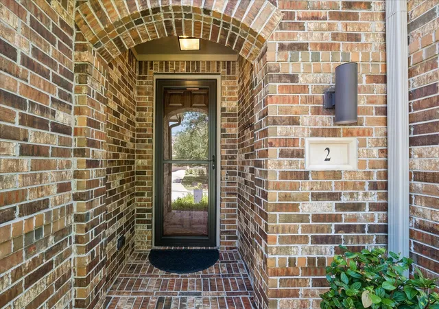 Photo 2 of Single family home for sale at 2 Woodmoor Pl, Magnolia, TX 77354 | MLS# 25303040 | Listing updated on 2026-09-12