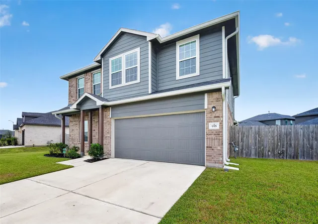 Photo 3 of Sale Pending at 935 Alaska Cedar Dr, Crosby, TX 77532 | MLS# 19210022 | Listing updated on 2026-10-05