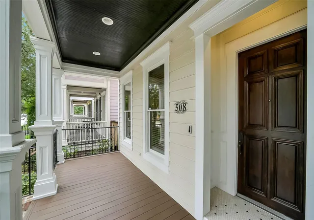 Photo 2 of Single family home for sale at 508 W 23rd Street, Houston, TX 77008 | MLS# 55060625 | Listing updated on 2026-09-24