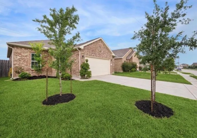 Photo 2 of Single family home for sale at 8711 Willet St, Baytown, TX 77521 | MLS# 96469920 | Listing updated on 2026-09-23