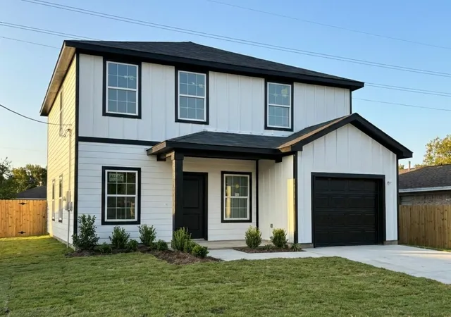 Photo 1 of Sale Pending at 912 Roosevelt St, La Marque, TX 77568 | MLS# 51761480 | Listing updated on 2026-09-15
