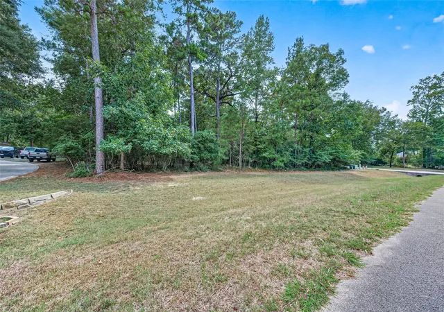 Photo 2 of Sale Pending at Tbd Ridge Lake Dr, Montgomery, TX 77316 | MLS# 63904257 | Listing updated on 2026-09-11