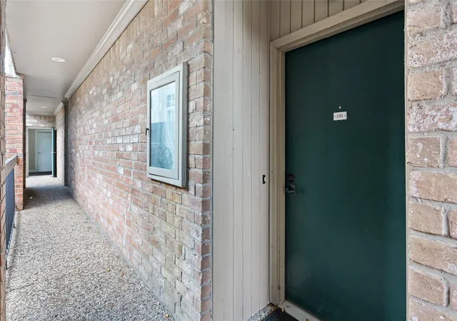 Photo 2 of Condo for sale at 2400 N Braeswood Blvd #131, Houston, TX 77030 | MLS# 91007315 | Listing updated on 2026-09-18