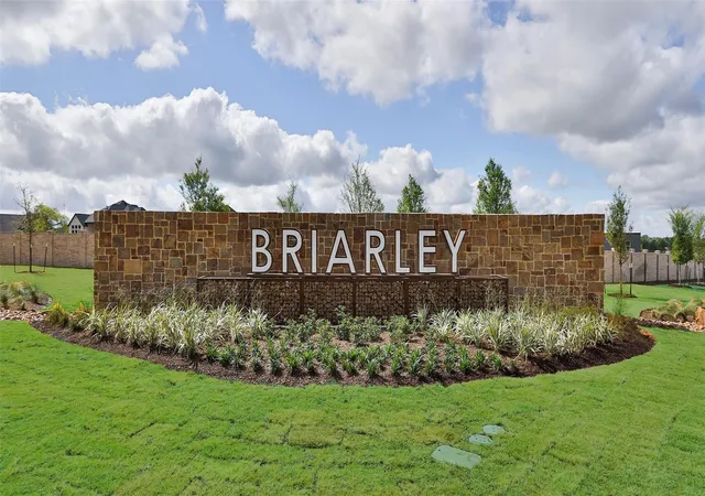 Photo 9 of Single family home for sale at 1207 Basset Hound Dr, Montgomery, TX 77316 | MLS# 31874542 | Listing updated on 2026-09-06