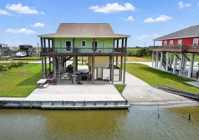 Photo 1 of Single family home for sale at 1111 Mabry St, Gilchrist, TX 77617 | MLS# 53796814 | Listing updated on 2026-09-19