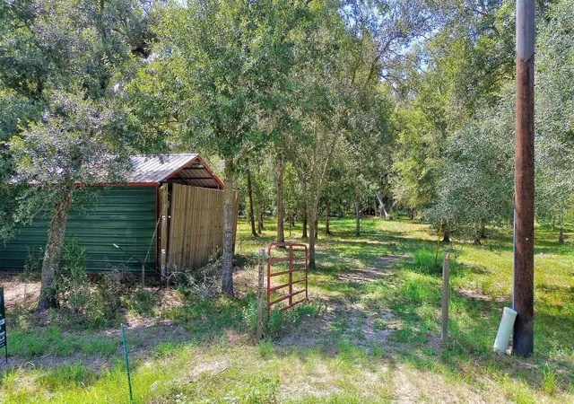 Photo 3 of Land for sale at 22722 County Rd 384 A, Damon, TX 77430 | MLS# 81883740 | Listing updated on 2026-09-23