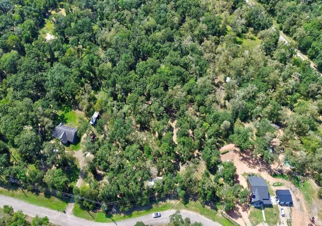 Photo 4 of Land for sale at 22722 County Rd 384 A, Damon, TX 77430 | MLS# 81883740 | Listing updated on 2026-09-23