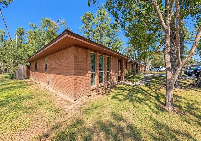 Photo 1 of Single family home for sale at 2118 Eagle Point Rd, Crosby, TX 77532 | MLS# 66658779 | Listing updated on 2026-09-24