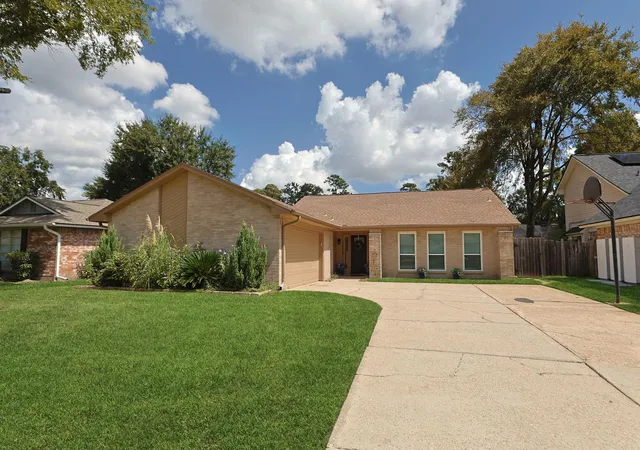 Photo 2 of Single family home for sale at 25318 Sugar Valley Ln, Spring, TX 77373 | MLS# 96746610 | Listing updated on 2026-10-07