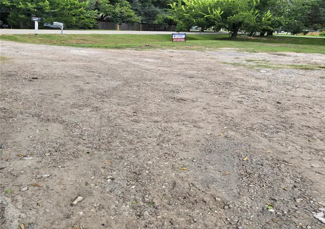 Photo 4 of Land for sale at 2716 West St, Rosenberg, TX 77471 | MLS# 4227994 | Listing updated on 2026-09-06