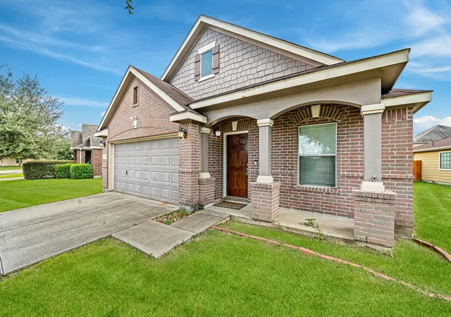 Photo 3 of Single family home for sale at 16011 Arapaho Bnd Ln, Cypress, TX 77429 | MLS# 12265290 | Listing updated on 2026-09-15