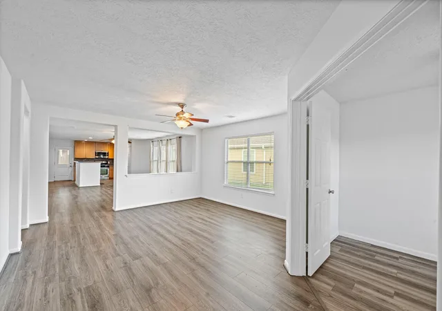 Photo 4 of Single family home for sale at 16011 Arapaho Bnd Ln, Cypress, TX 77429 | MLS# 12265290 | Listing updated on 2026-09-15