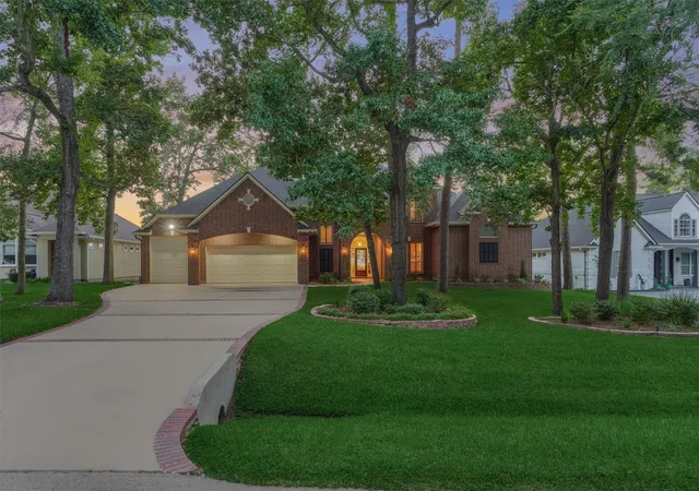 Photo 3 of Sale Pending at 9485 Escondido Dr, Willis, TX 77318 | MLS# 62148000 | Listing updated on 2026-09-21