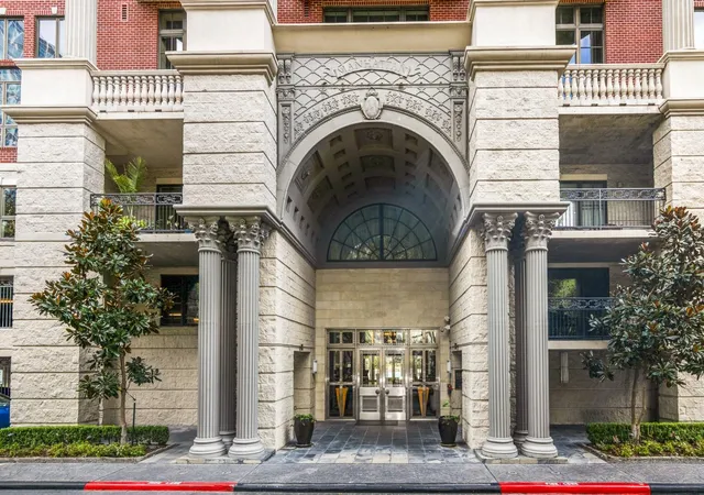 Condo for sale at 3030 Post Oak Blvd #202, Houston, TX 77056 | MLS# 80743425